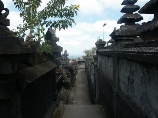 Храм Бесаких на острове Бали